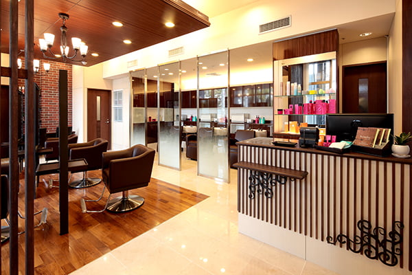 hair salon Revitalize(三重県)